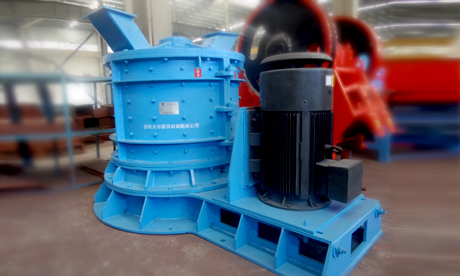 立式復合破碎機的特點