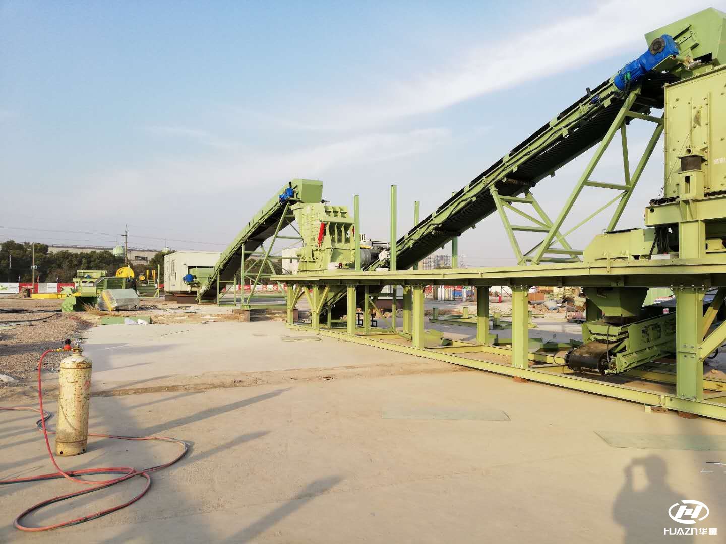 j建筑垃圾破碎機(jī)