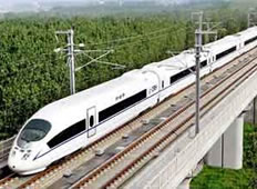 針對(duì)高速鐵路建設(shè)使用的成套破碎篩分設(shè)備