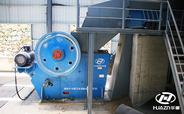 顎式破碎機(jī)