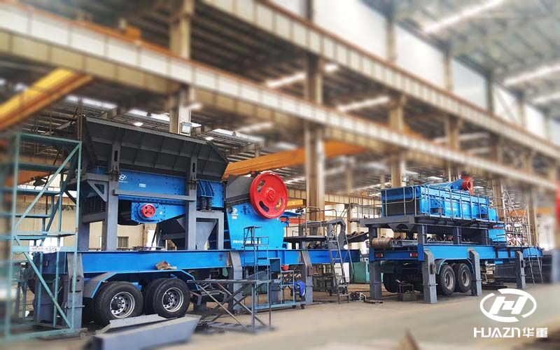 輪胎式移動碎石機(jī)