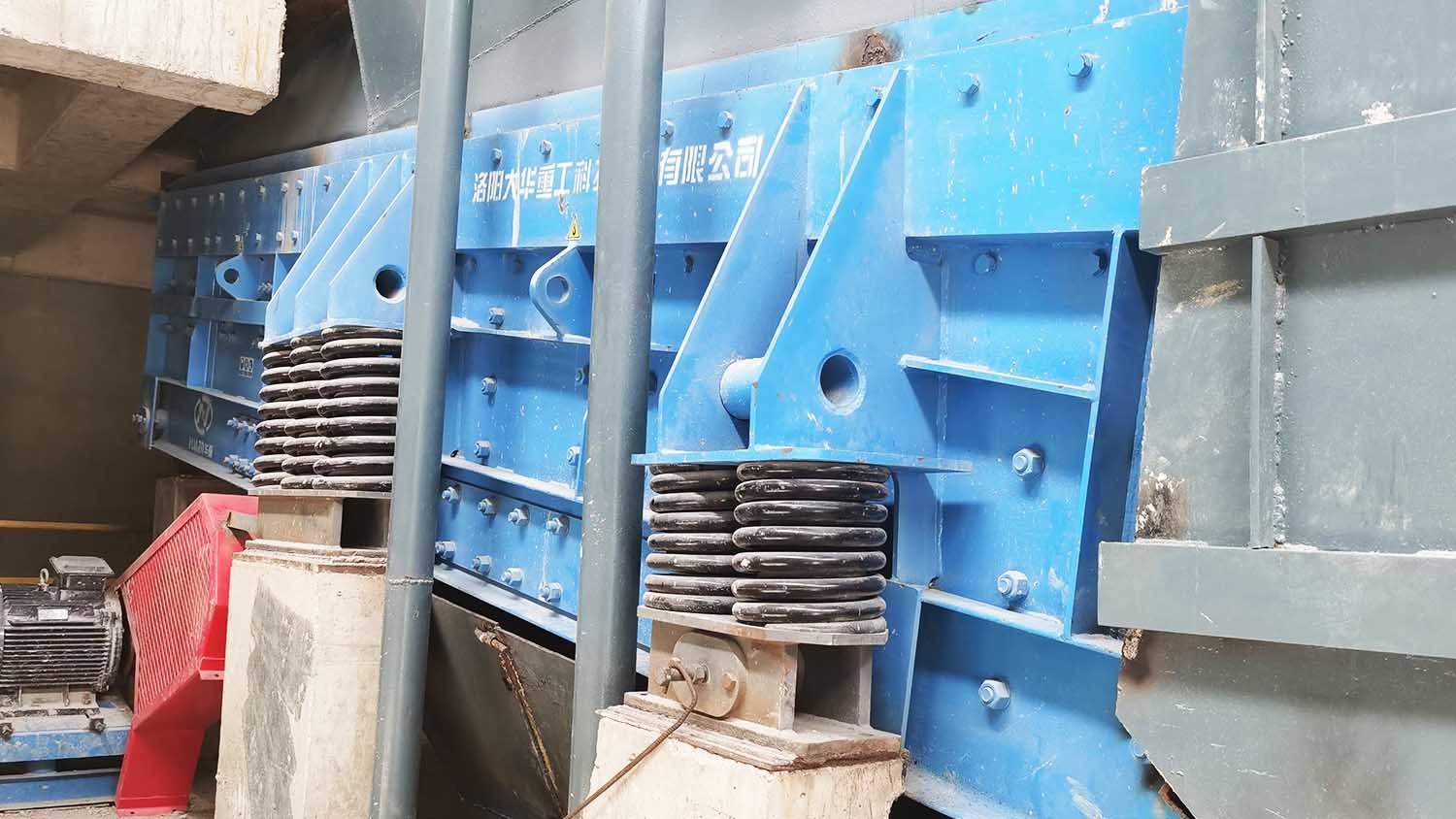 單缸圓錐破碎機(jī)