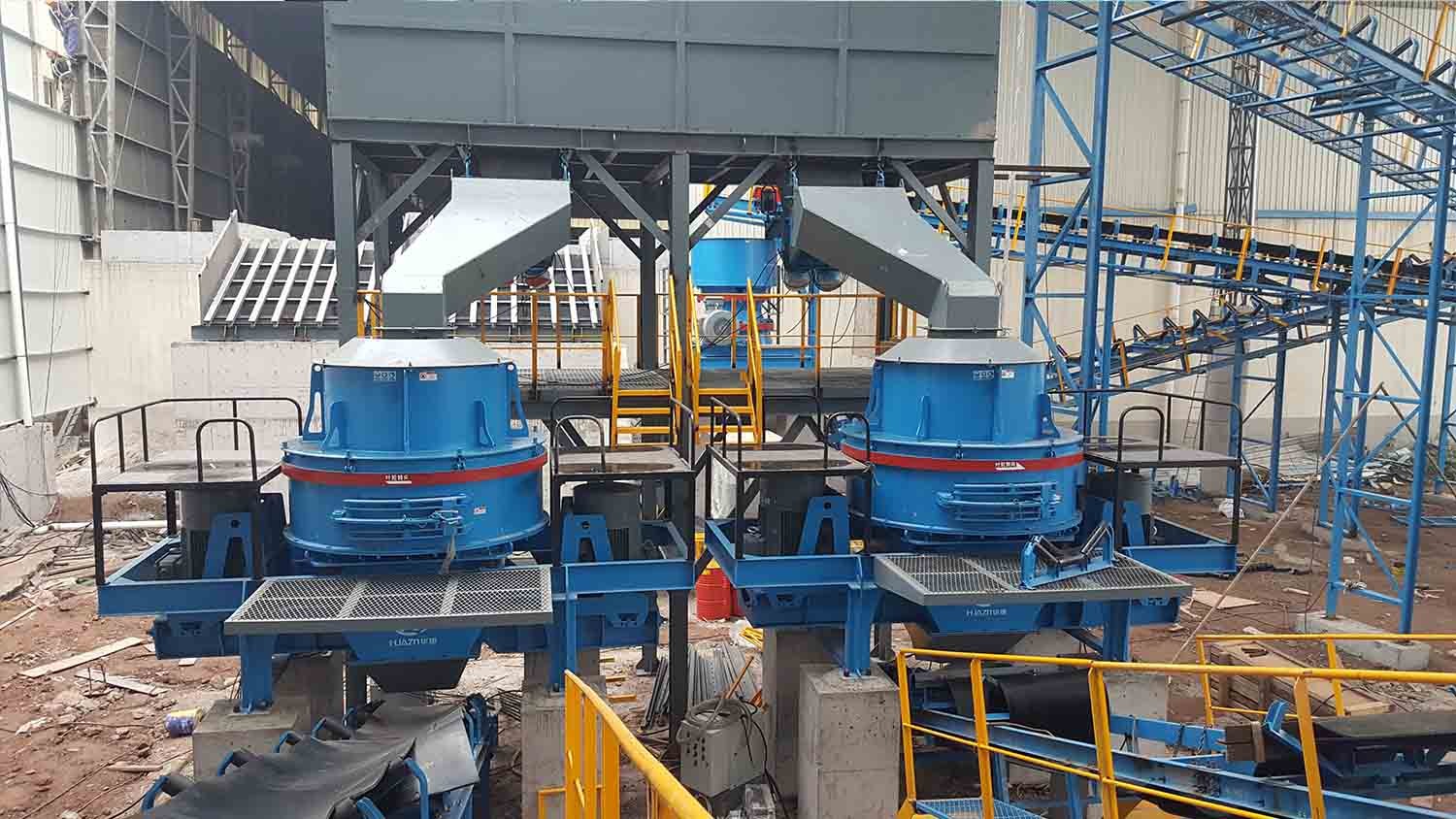 立式?jīng)_擊破碎機(jī)