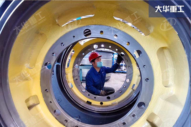 圓錐破碎機(jī)結(jié)構(gòu)