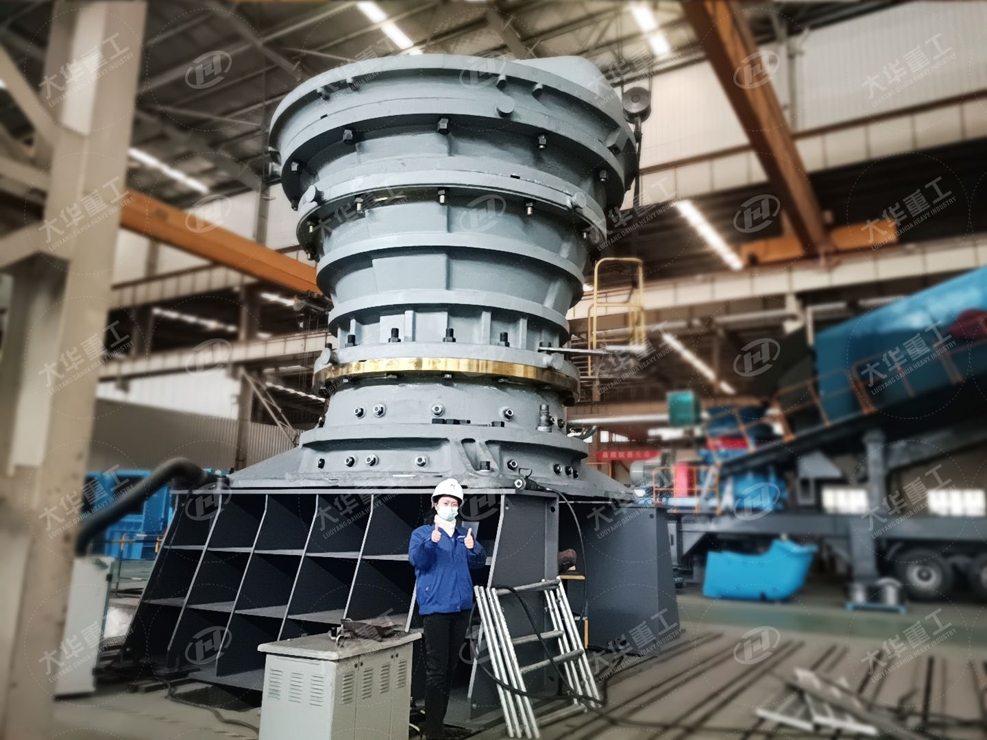 大華重器：大型旋回破碎機將征戰(zhàn)市場