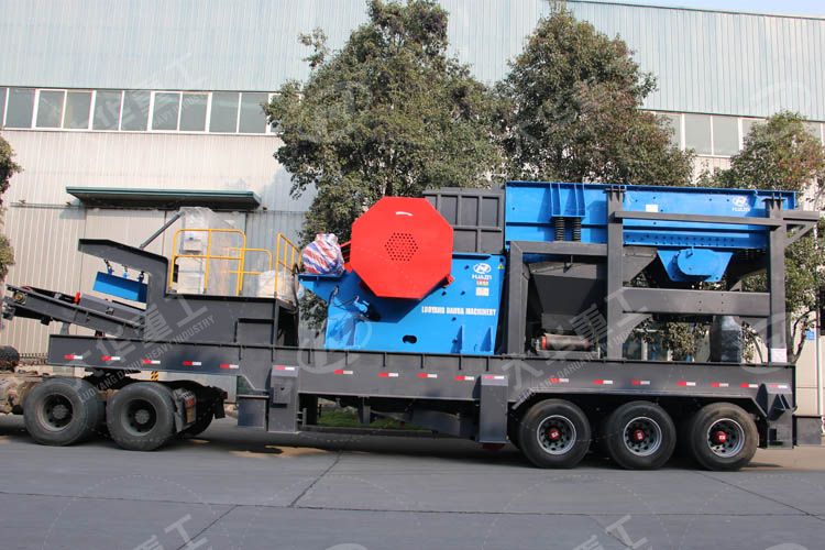 大華重工大型輪胎顎式破碎機(jī)發(fā)往非洲