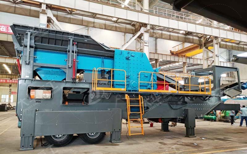 反擊移動破碎機(jī)