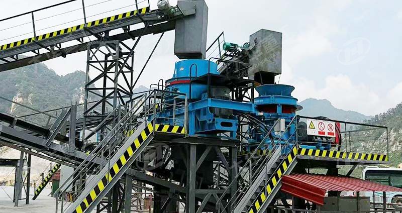 立式?jīng)_擊破碎機(jī)